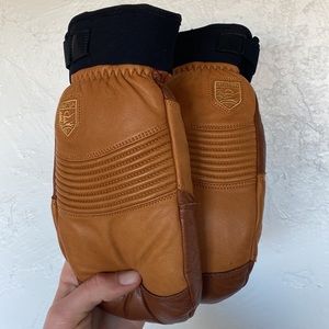 Hestra Freeride CZone mitten size 9